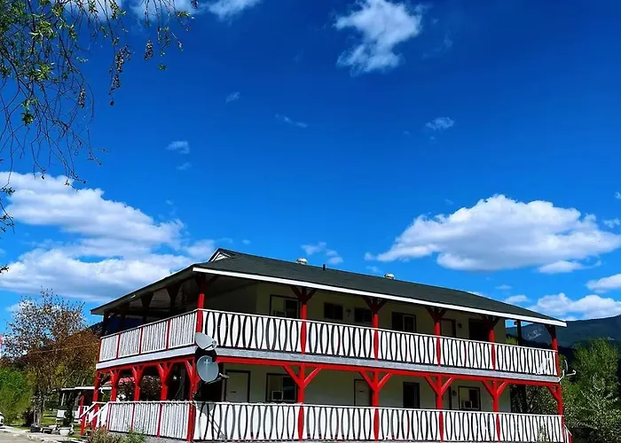 Rivermount Motel