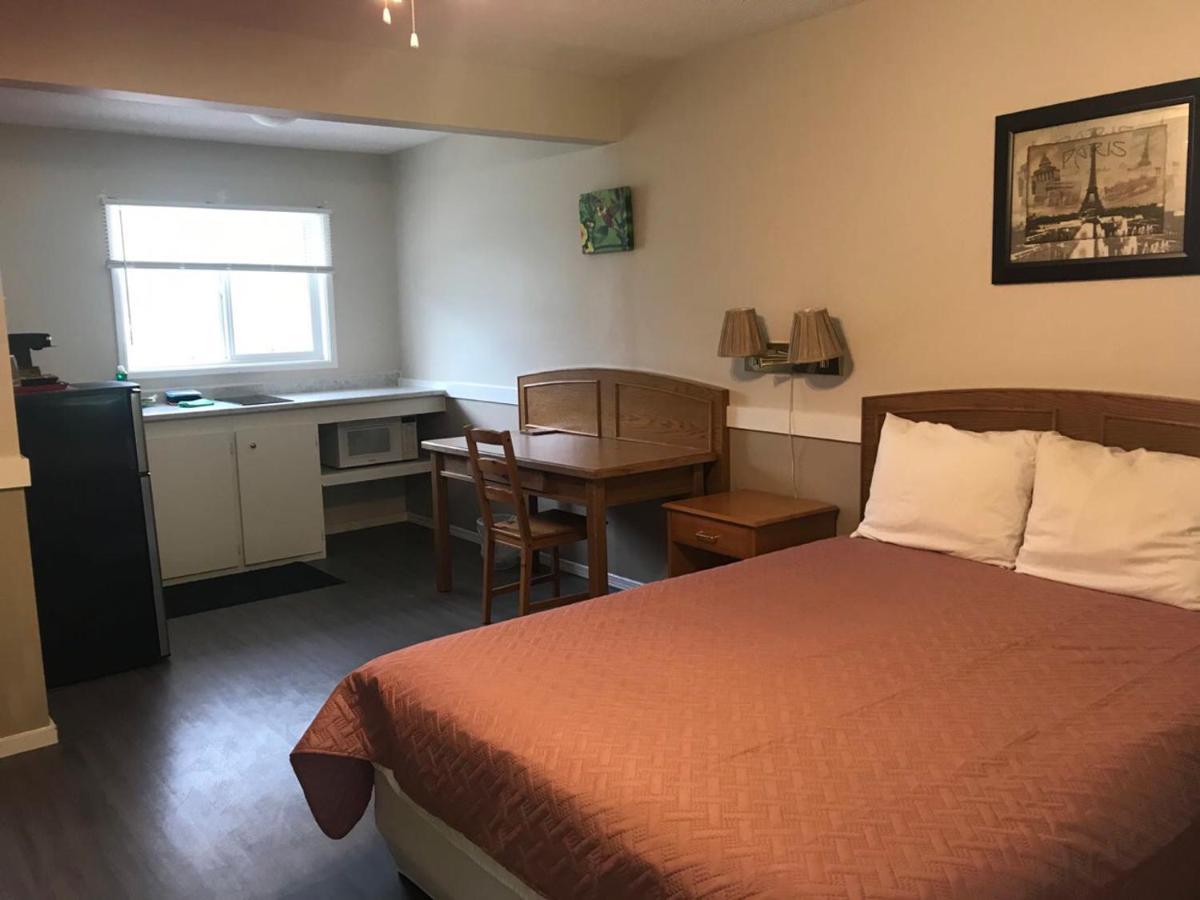 Rivermount Motel 3*