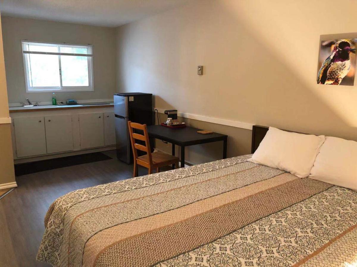 Motel Rivermount 3*