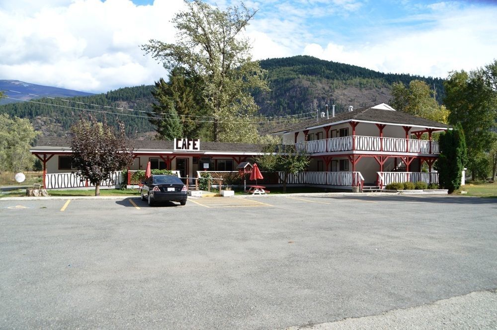 Rivermount Motel