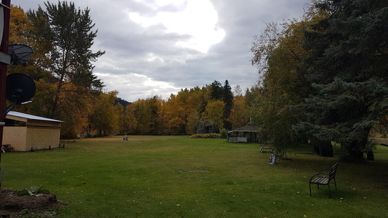 Rivermount Motel Little Fort